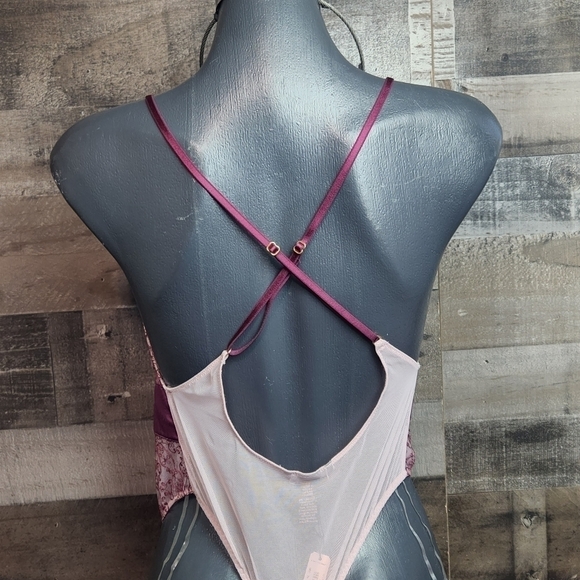 New Victoria’s Secret lingerie Sz L - Picture 8 of 13